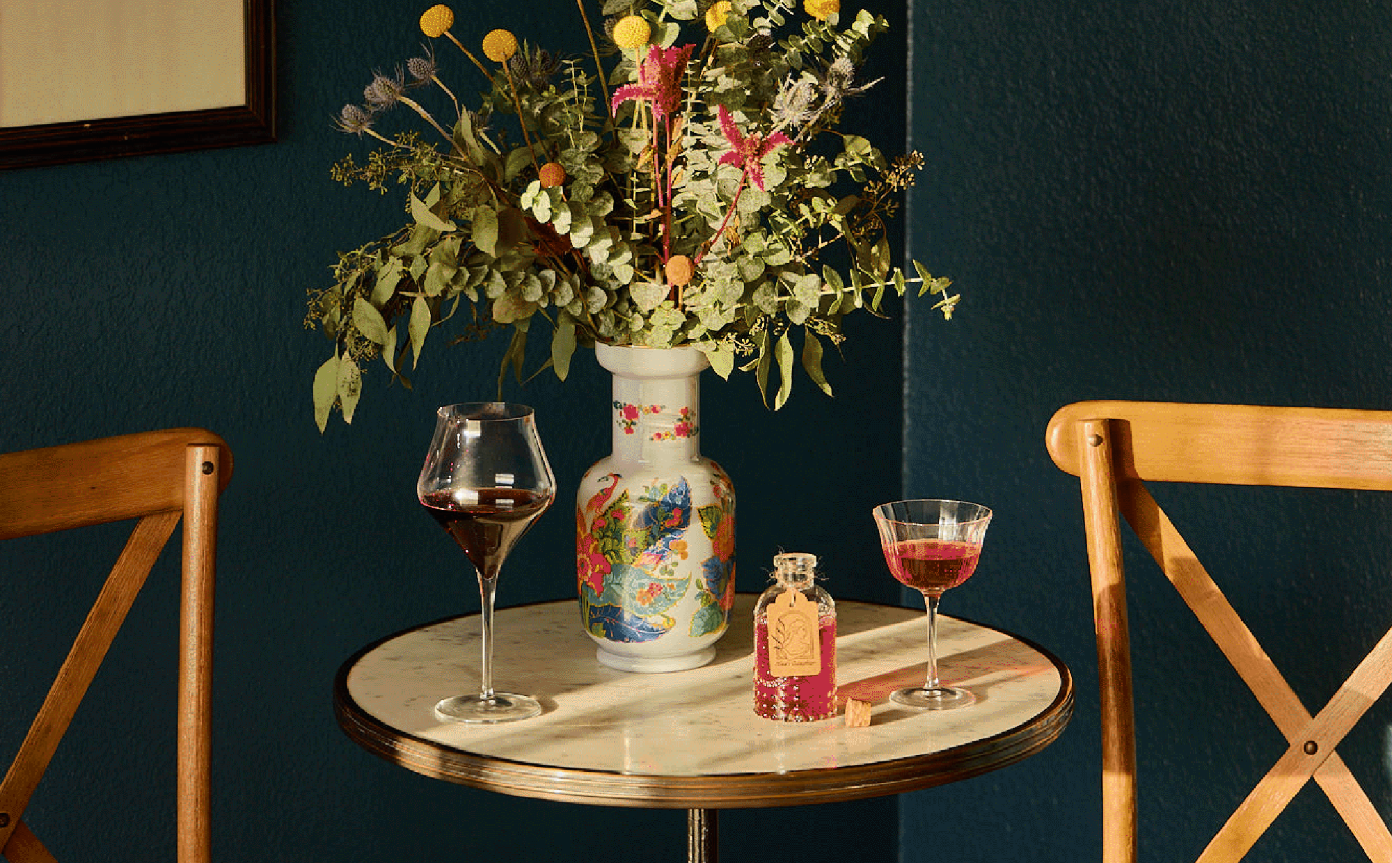 MacSuite sitting area at Hotel Chalet